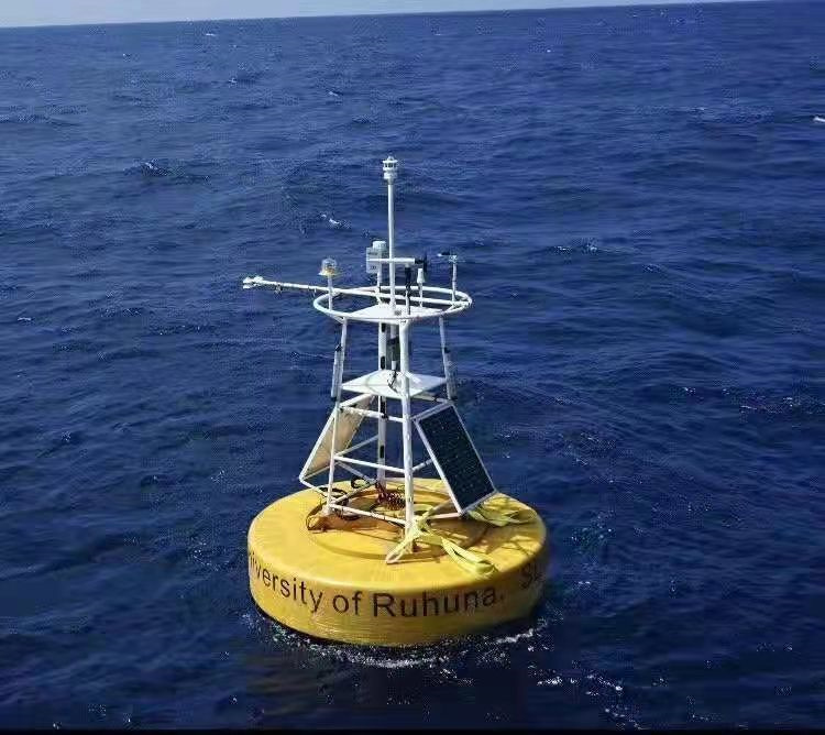 海洋浮标监测站